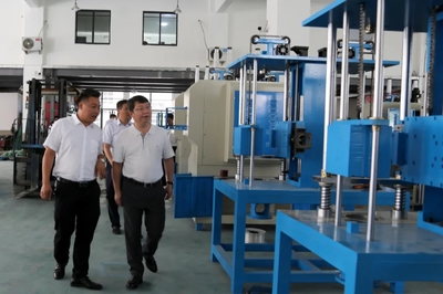 李刚率队赴浙江开展设备销售领域招商考察并与企业家代表座谈